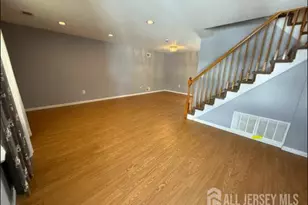 942 Thomas Ave, North Brunswick Township, NJ 08902 - Photo 5