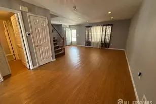 942 Thomas Ave, North Brunswick Township, NJ 08902 - Photo 3