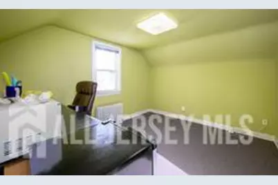 279 Amboy Avenue, Woodbridge Township, NJ 07095 - Photo 27