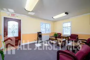 279 Amboy Ave, Woodbridge Township, NJ 07095 - Photo 11