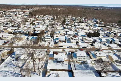 11 Lincroft Avenue, Old Bridge Township, NJ 08857 - Photo 29