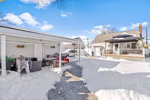 696 Hanson Ave, Perth Amboy, NJ 08861 - Photo 17