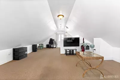 696 Hanson Avenue, Perth Amboy, NJ 08861 - Photo 11