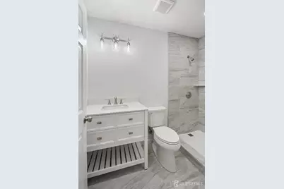 4 Hawaii Court, Old Bridge Township, NJ 07747 - Photo 5