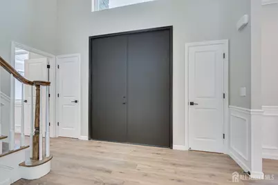 7 Vale Street, Edison, NJ 08817 - Photo 3