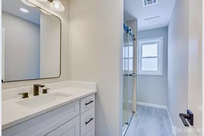 7 Vale Street, Edison, NJ 08817 - Photo 43