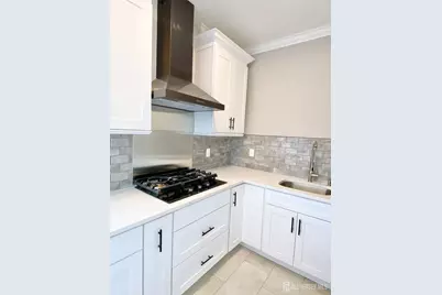 7 Vale Street, Edison, NJ 08817 - Photo 29