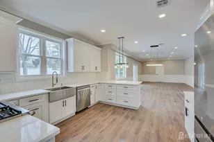 7 Vale St, Edison, NJ 08817 - Photo 21