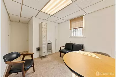 137 Livingston Avenue, New Brunswick, NJ 08901 - Photo 15