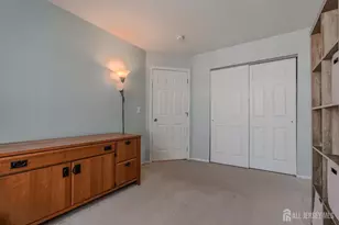 33 Vandeventer Ct, Sayreville, NJ 08872 - Photo 17