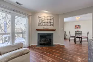 33 Vandeventer Ct, Sayreville, NJ 08872 - Photo 7