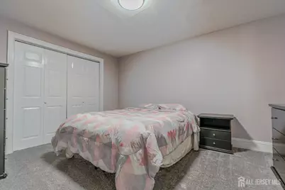 33 Vandeventer Court, Sayreville, NJ 08872 - Photo 19
