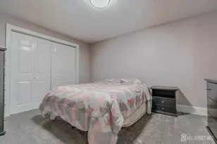 33 Vandeventer Ct, Sayreville, NJ 08872 - Photo 19