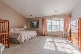 33 Vandeventer Ct, Sayreville, NJ 08872 - Photo 13