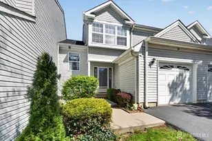 33 Vandeventer Ct, Sayreville, NJ 08872 - Photo 3