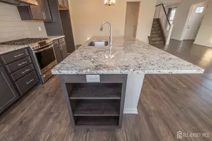 601 Charleston Dr NE, Monroe Township, NJ 08831 - Photo 9