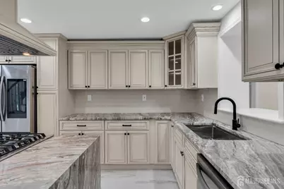 537 S Atlantic Avenue, Aberdeen Township, NJ 07747 - Photo 25