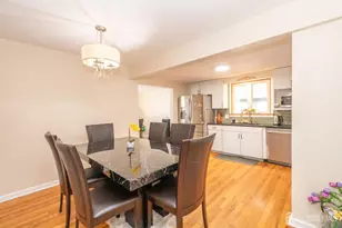 62 Hillcrest Ave, Edison, NJ 08817 - Photo 7