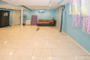 62 Hillcrest Ave, Edison, NJ 08817 - Photo 23