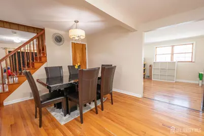 62 Hillcrest Avenue, Edison, NJ 08817 - Photo 11