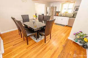 62 Hillcrest Ave, Edison, NJ 08817 - Photo 3