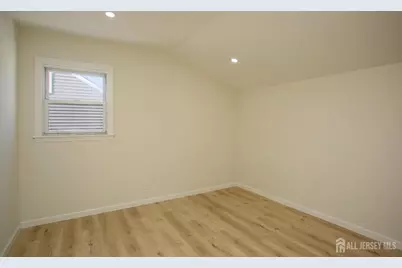 40 Essex Avenue, Metuchen, NJ 08840 - Photo 21
