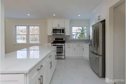 40 Essex Avenue, Metuchen, NJ 08840 - Photo 11