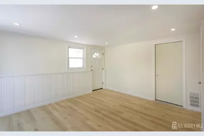 40 Essex Avenue, Metuchen, NJ 08840 - Photo 15