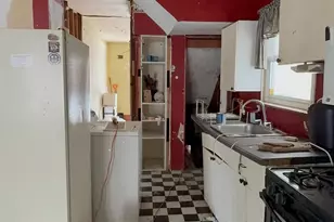 39 W 40th St, Bayonne, NJ 07002 - Photo 5