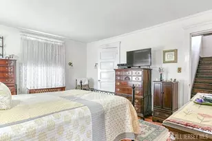 5 Llewellyn Pl, New Brunswick, NJ 08901 - Photo 17