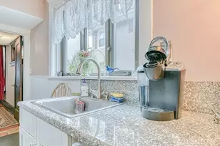 5 Llewellyn Pl, New Brunswick, NJ 08901 - Photo 3