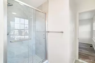 127 Hampton Ct, Franklin Township, NJ 08873 - Photo 15