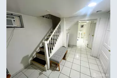 366 Jeffries Street, Perth Amboy, NJ 08861 - Photo 9