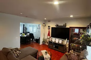 366 Jeffries St, Perth Amboy, NJ 08861 - Photo 3