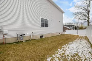 2 Maddie Ct, Colonia, NJ 07067 - Photo 37