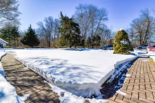 11 Shady Glen Dr, North Brunswick Township, NJ 08902 - Photo 5