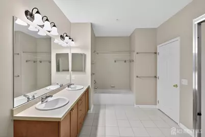 326 Sloan Court, Matawan, NJ 07747 - Photo 19