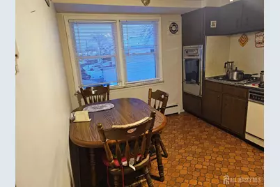 2469-2469 N Macarthur Drive, Union Township, NJ 07083 - Photo 7