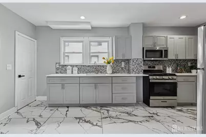 210 Rock Avenue, Piscataway Township, NJ 08854 - Photo 7