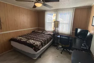 41 Elmwood Ave, Carteret, NJ 07008 - Photo 21