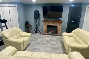 41 Elmwood Ave, Carteret, NJ 07008 - Photo 35