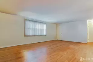 226 Bexley Ln, Piscataway Township, NJ 08854 - Photo 5