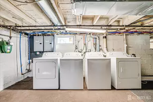 385 Pierson Ave, Edison, NJ 08837 - Photo 15