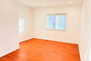 385 Pierson Ave, Edison, NJ 08837 - Photo 9