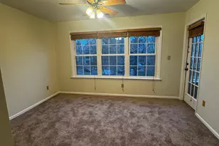 1109 Stoneridge Cir, Helmetta, NJ 08828 - Photo 21