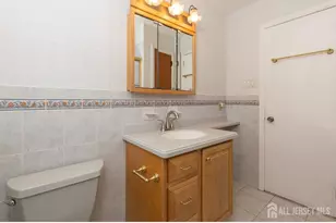 10 Gavel Rd, Sayreville, NJ 08872 - Photo 9