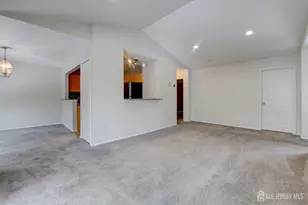 58 Tanglewood Ct, South Brunswick Township, NJ 08852 - Photo 5