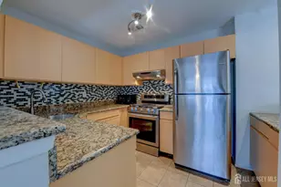 58 Tanglewood Ct, South Brunswick Township, NJ 08852 - Photo 11