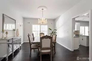 9 Redwood Ct, Monroe Township, NJ 08831 - Photo 13