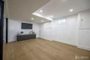 341 Forest Dr, Union Township, NJ 07083 - Photo 35